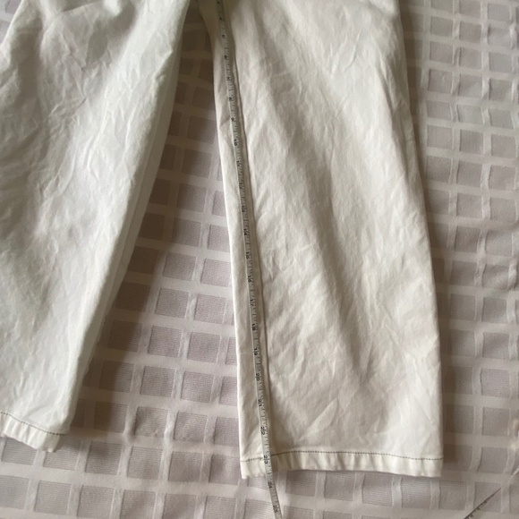 Hudson North White Cropped Pants - Picture 10 of 10